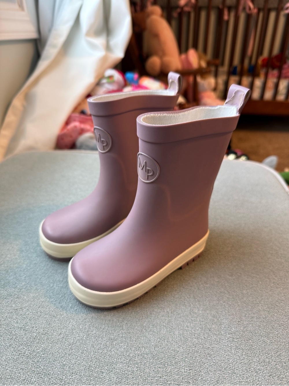 Lavender Rain Boots Toddler Shoe Size 5